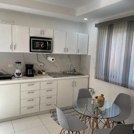 5 Min Aeropuerto Appartement Alajuela Buitenkant foto