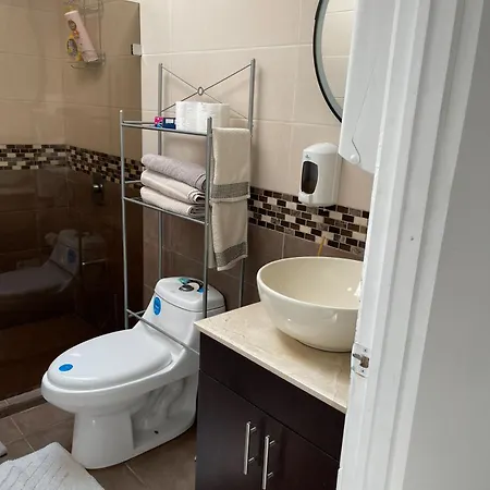 5 Min Aeropuerto Appartement Alajuela Buitenkant foto